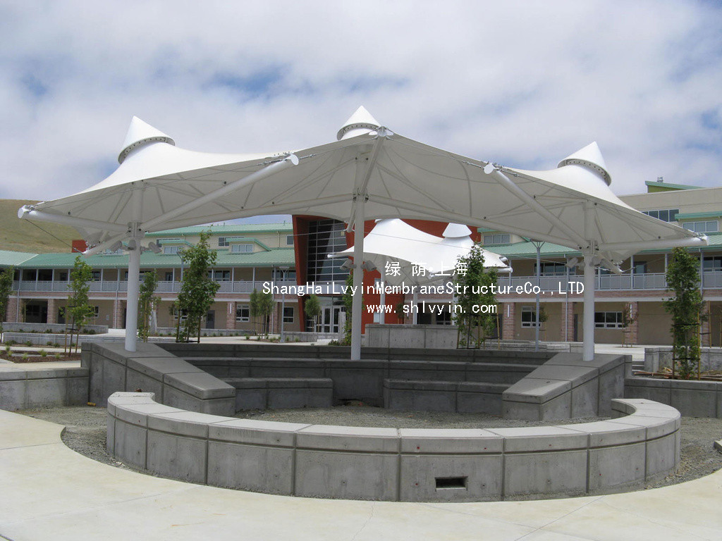 中華全國總工會勞動模范技術(shù)交流學(xué)校、兩岸工會交流基地一期室內(nèi)運(yùn)動館鋼結(jié)構(gòu)吊裝質(zhì)量要求與保證措施